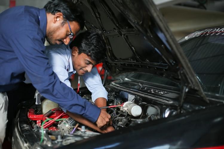 Godavari Global University Labs photo 3